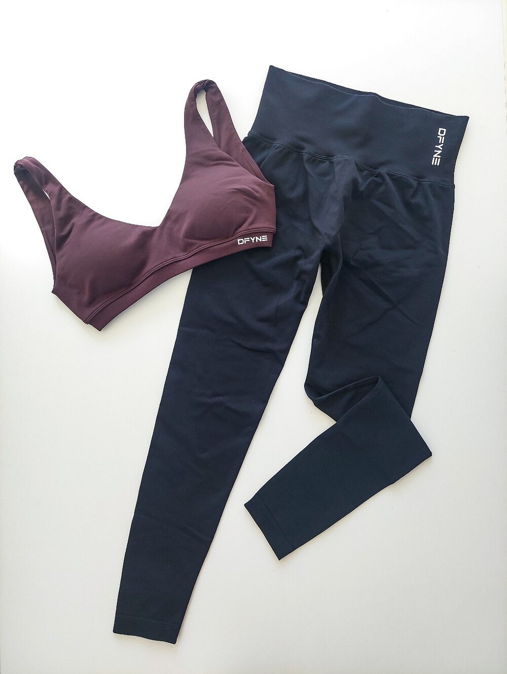DFYNE Set 2in1 Women's S-M Espresso Sports Bra & Black Leggings Gym Running